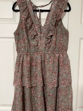 Floral Ruffle V-Neck Tiered Casual Dress in Pink and Sage